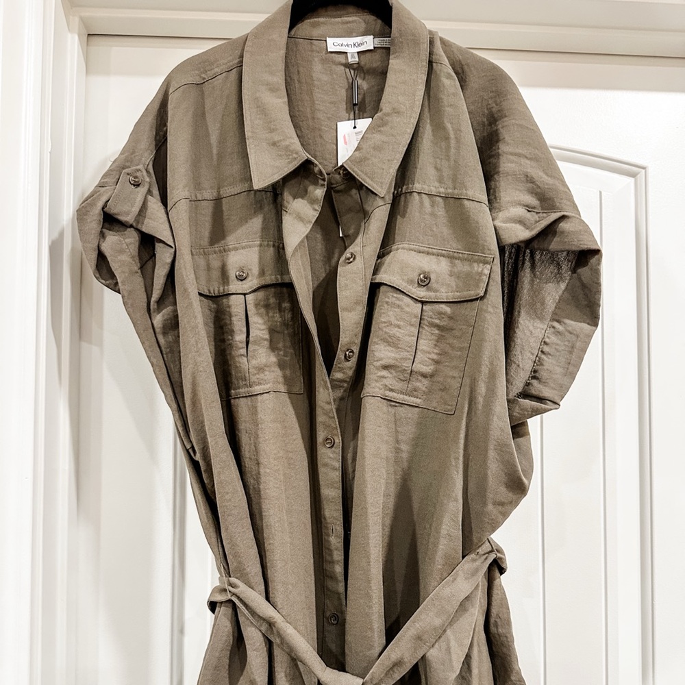 NEVER WORN Calvin Klein Women’s Button Down Military Blouse, Green, Size 3X